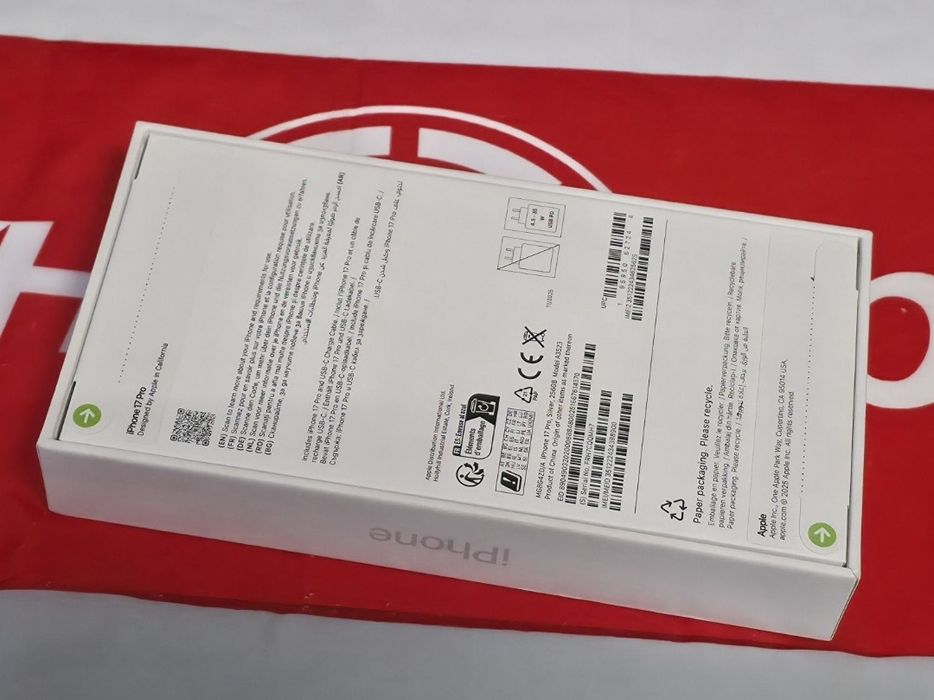 ***ЗАПЕЧАТАН 256GB iPhone 17 Pro Техномаркет Гаранция 2027 Silver | Си