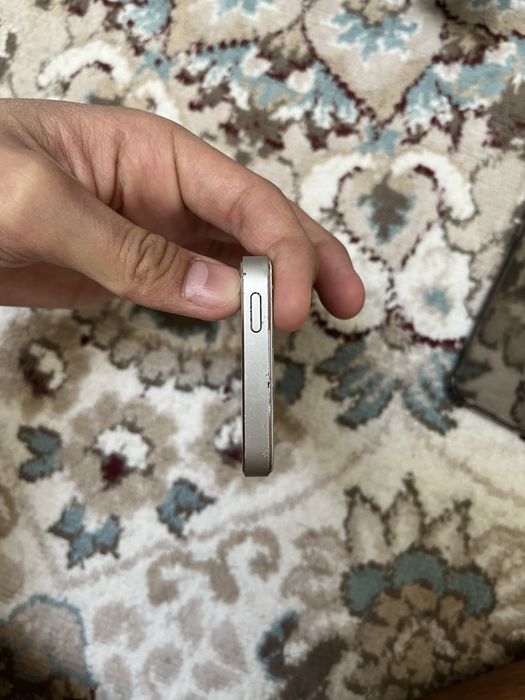 iphone 5 продам с чехлом