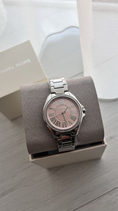 Часы Michael kors