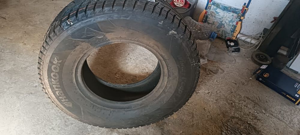 Шины для машин, новые