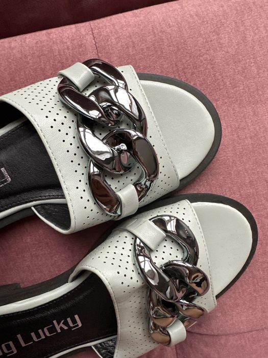 Чехлички Тенденз