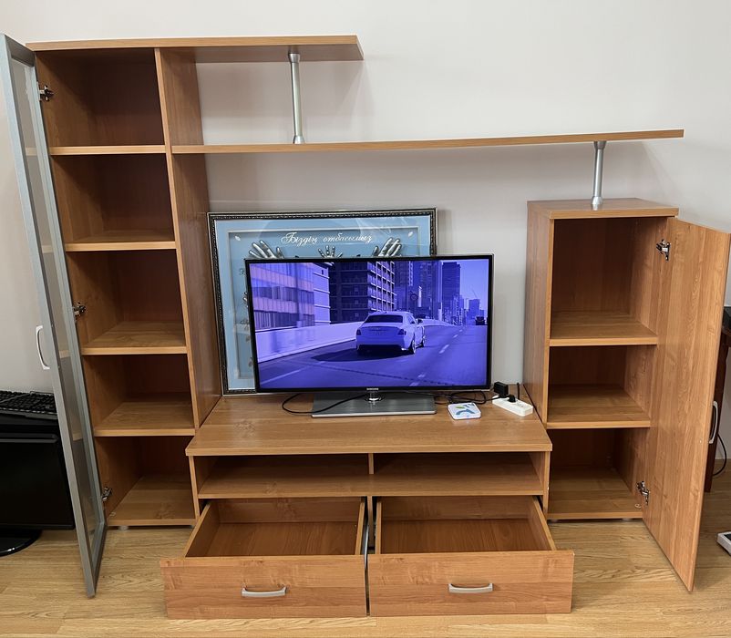 Шкаф под телевизор !!!