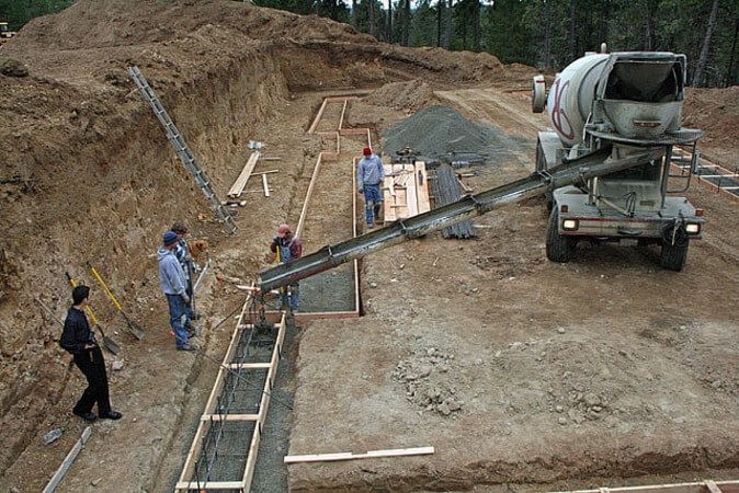 Заливаем фундамент