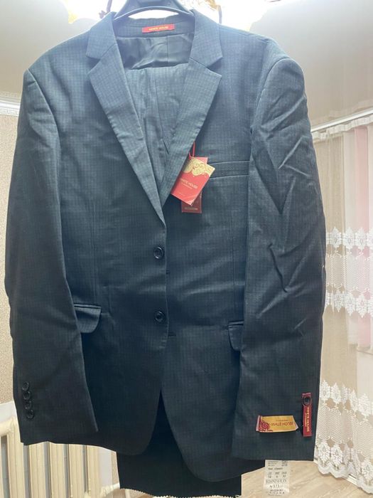 Продам костюмы | три варианта