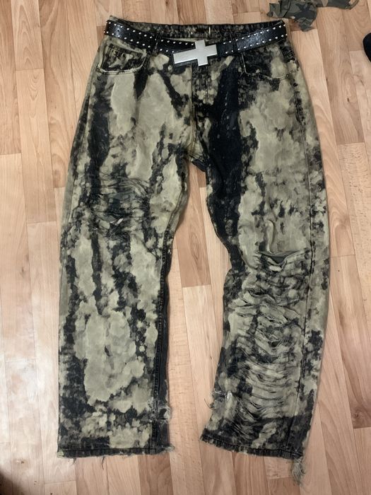 джинсы таких даже у каенжела нет (потому что утнего есть вкус)