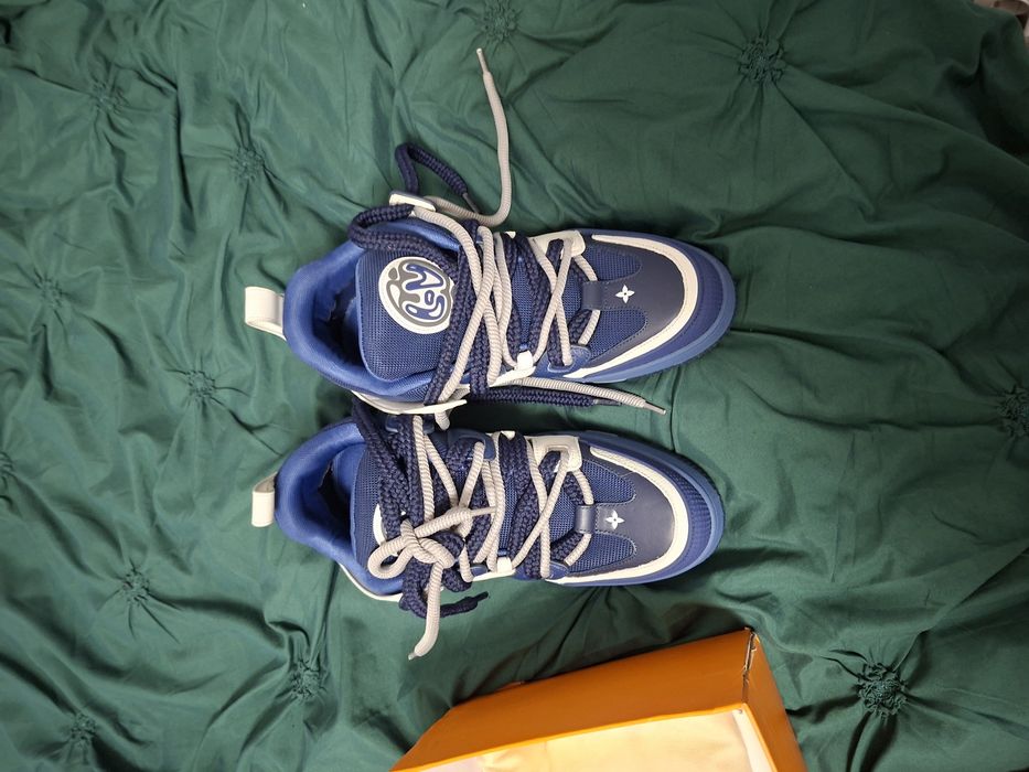 Adidasi  louis vuitton