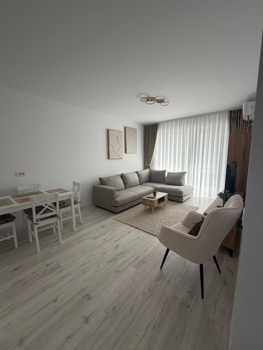 De inchiriat apartament 3 camere NOU - premium