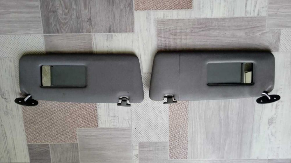 Козырек, салонное освещение БМВ е34