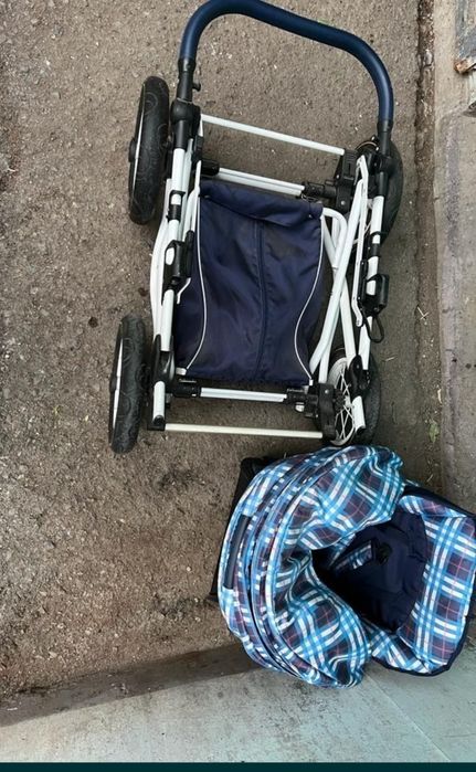 Детские коляска для ребёнка