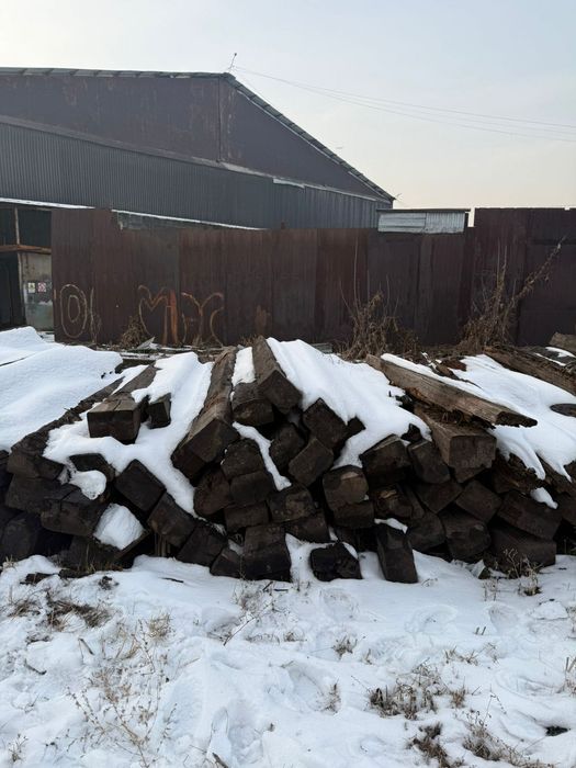 Шпал старый б/у.