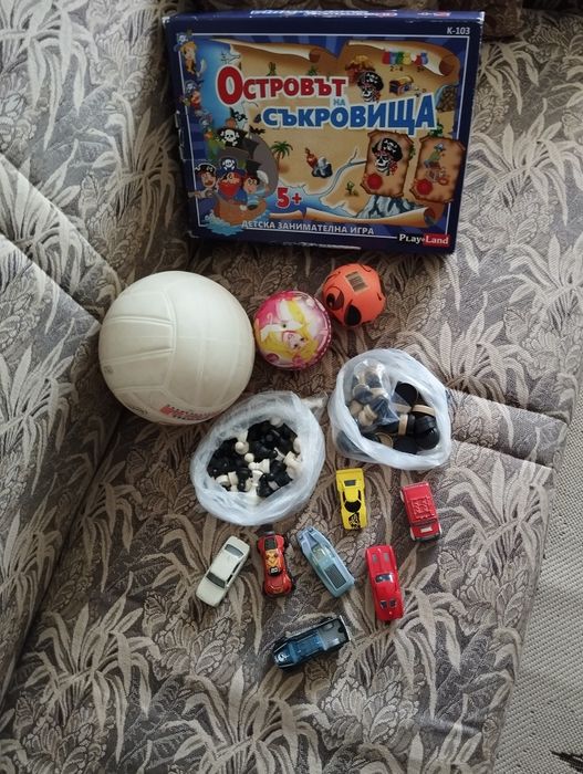 Стари играчки -различни видове