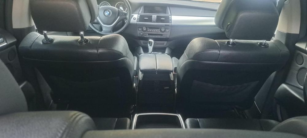 Vând Bmw x6 pentru mai multe detalii ma puteți contacta