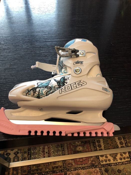 Коньки женские с красивым рисунком