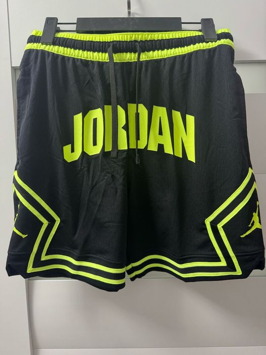 Pantaloni nike Jordan mărimea M