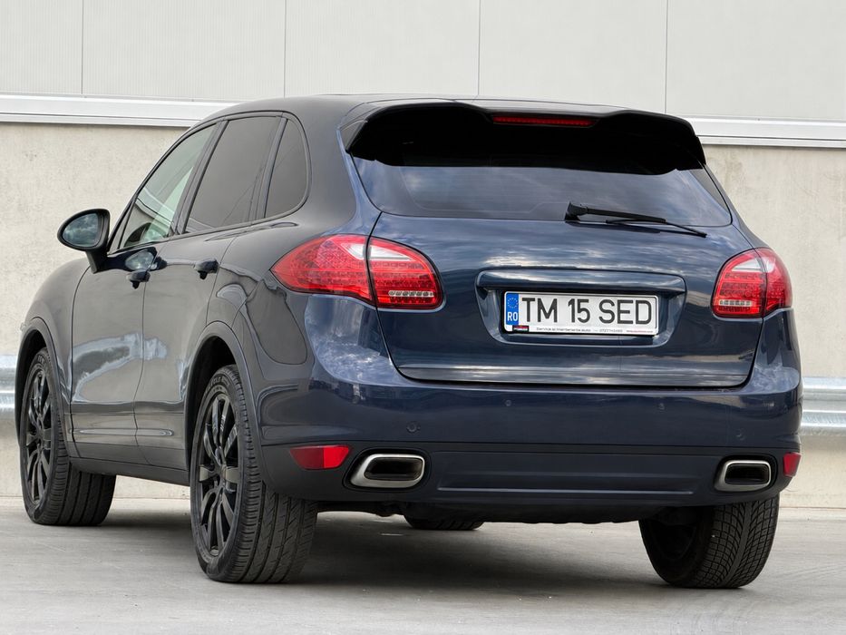 PORSCHE Cayenne 2012 — imagine 3