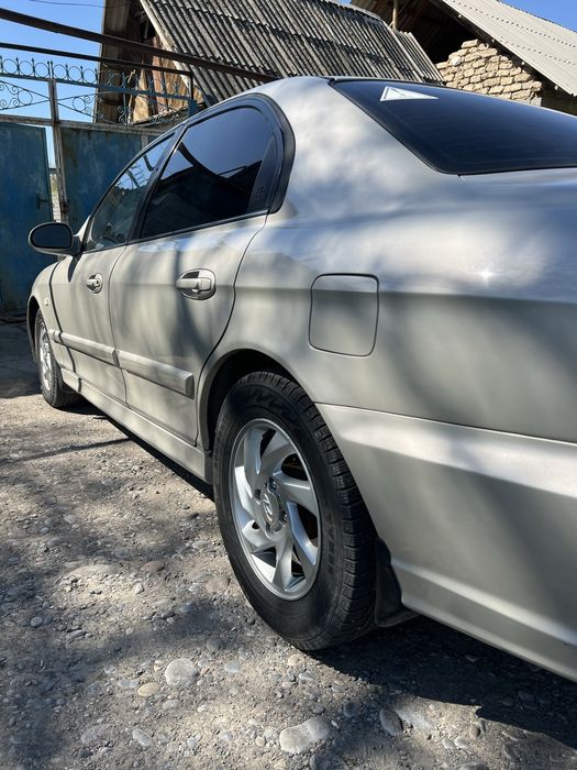 Hyundai sonata 2004