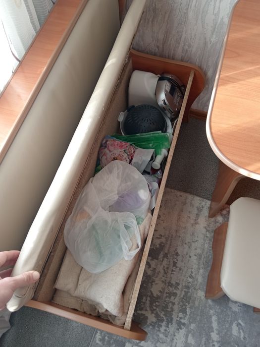 Продам кухонный уголок