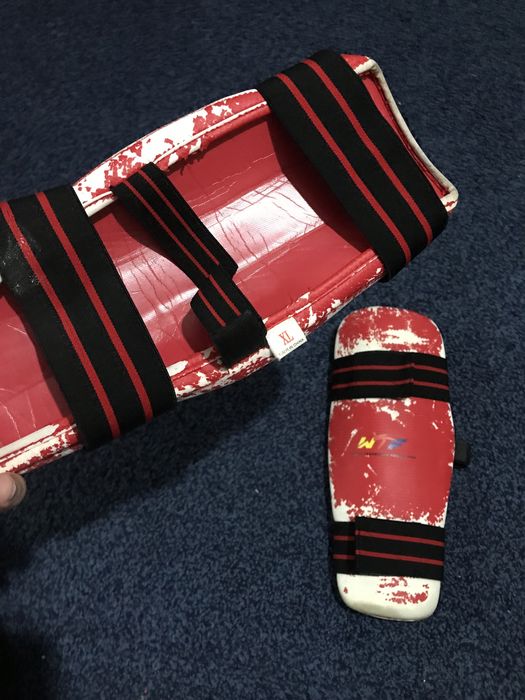 Форма для Таэквондо (WTF, ITF)Шлем, Протектор(2размер), фута(защитки)