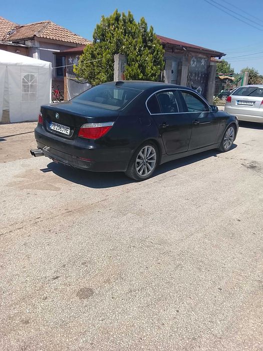 BMW e60 520d 2007 година