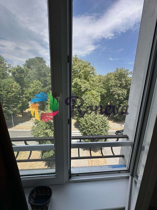 Дава се под наем Тристаен апартамент в Варна, ВИНС - 106 кв.м за 750 € - Снимка #8