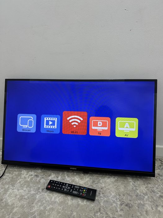 Рабочий телевизор YASIN диагональ 82 см