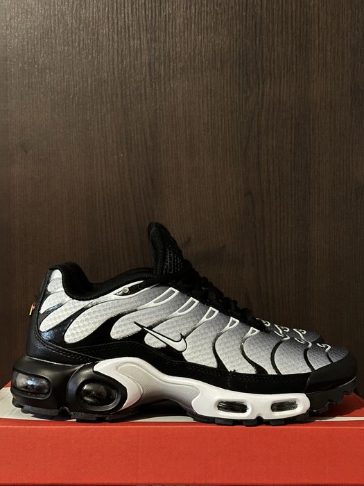 Nike Air Max Plus TN Black Silver - 40,41,42,43,44,45,46