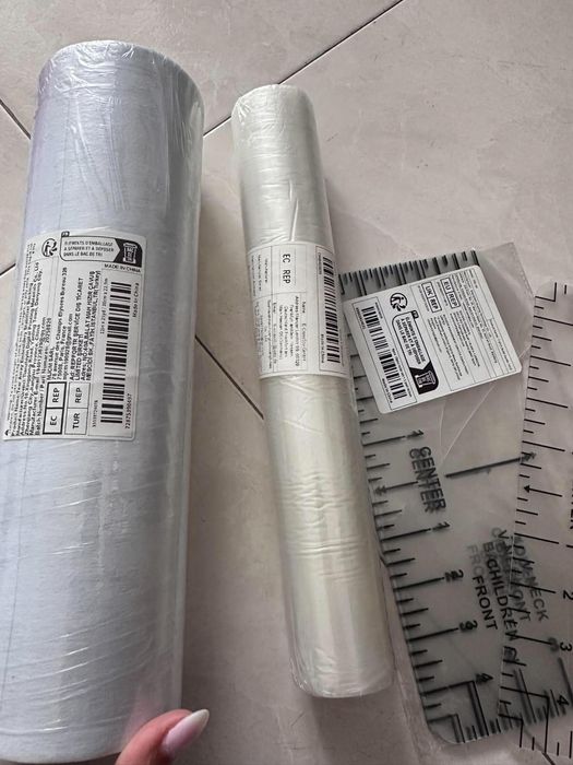 Vând mașină de brodat Brother Innov-is NV880E, complet funcțională, cu cutia originală.
