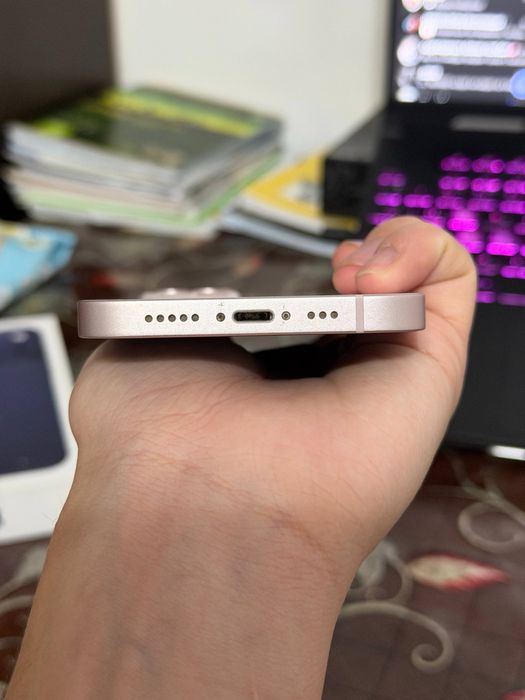 Продам айфон 13 128гб