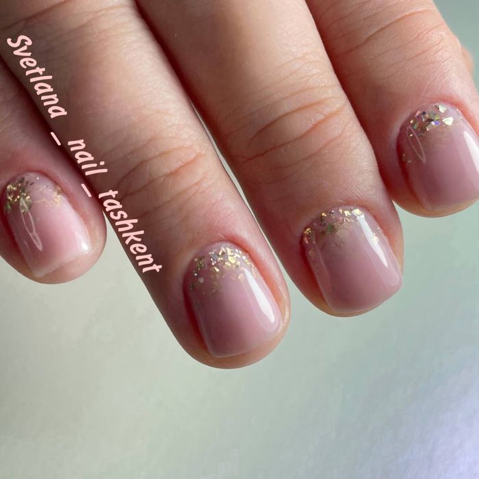 Маникюр, педикюр, укрепление ногтей, наращивание ногтей .