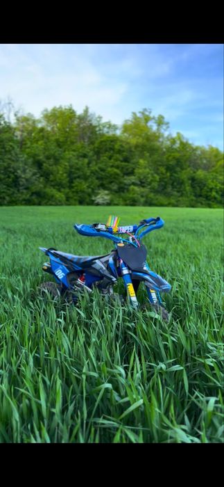 Vand cross JRH 125 in perfecta stare !!!