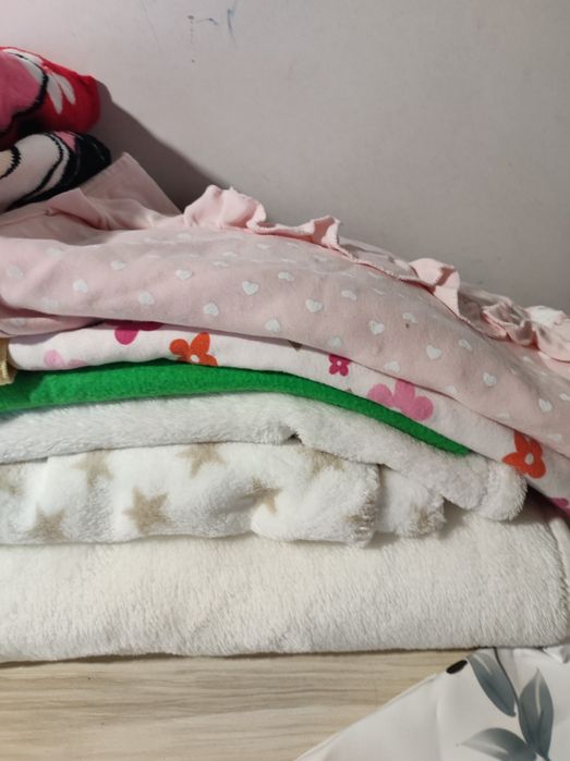 Пелени одеяла и чувал за бебе