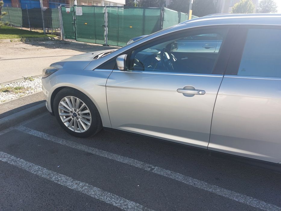 FORD Focus 2015 — imagine 8