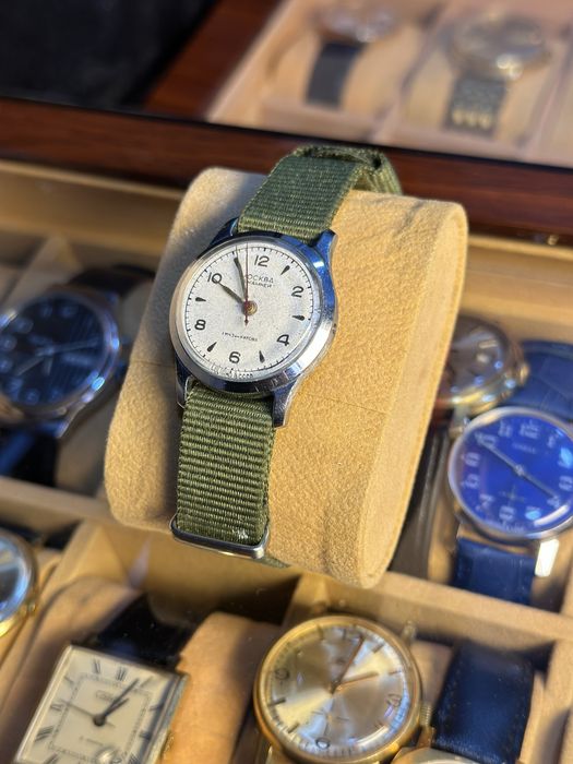 Часы СССР ЛУЧ ПОЛЁТ молния слава победа восток винтаж