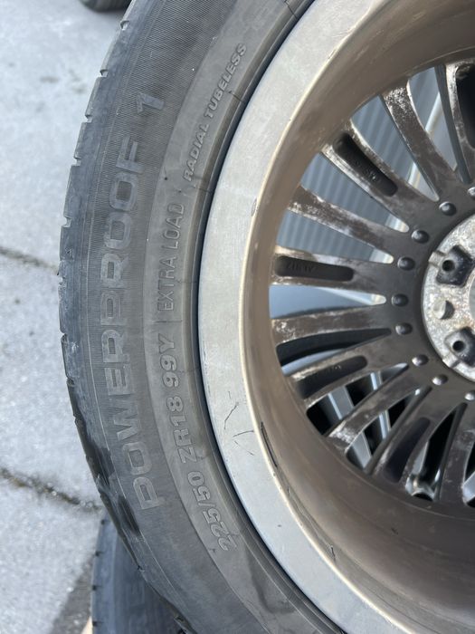 Гуми с джанти BMW F34 8JX18 ET34 225/50R18 DOT4423