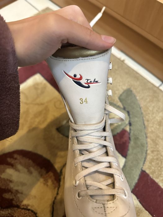 Продам коньки 34 размера