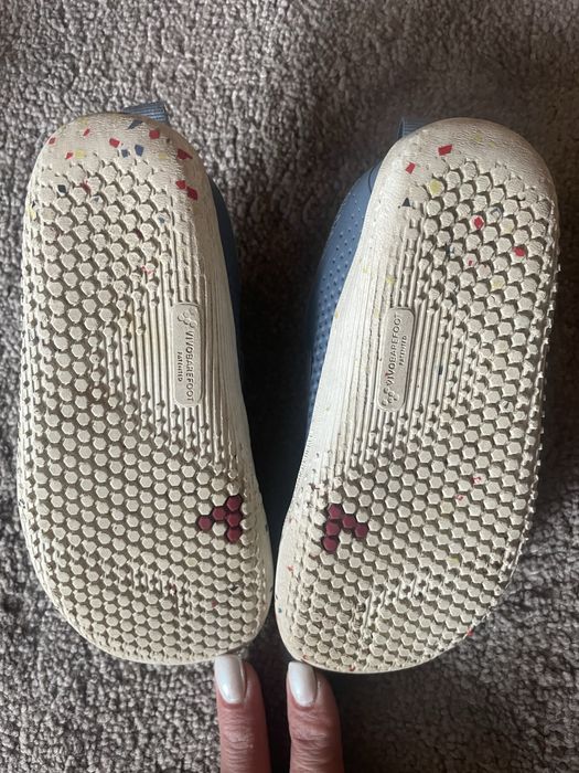 Vivobarefood shoes 30€