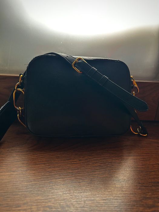 Оригинална чанта love moschino