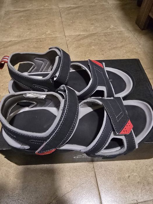 Детски обувки различни модели и  размери