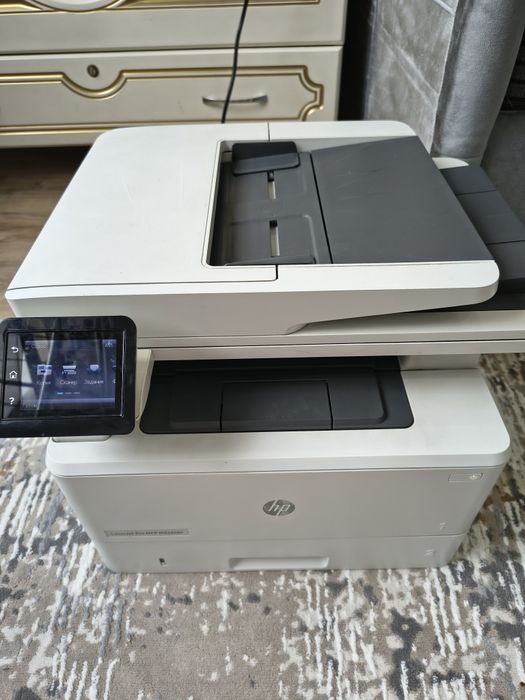 Продам МФУ hp426