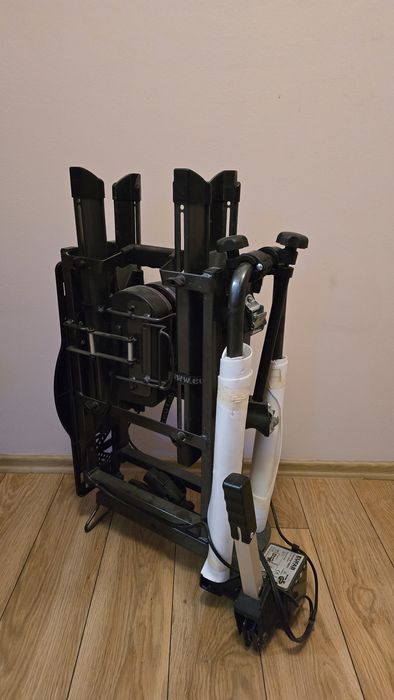 Suport 2 biciclete pentru carlig  Eufab Poker F (inclusiv ebike)