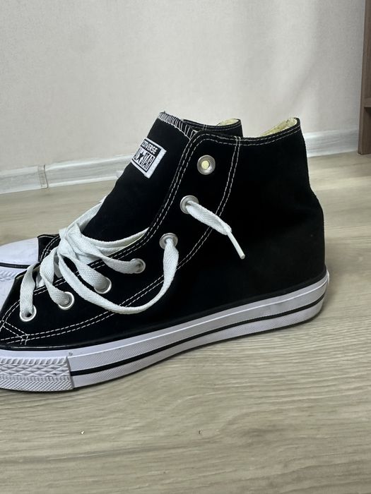 Кроссовки конверсы мужские