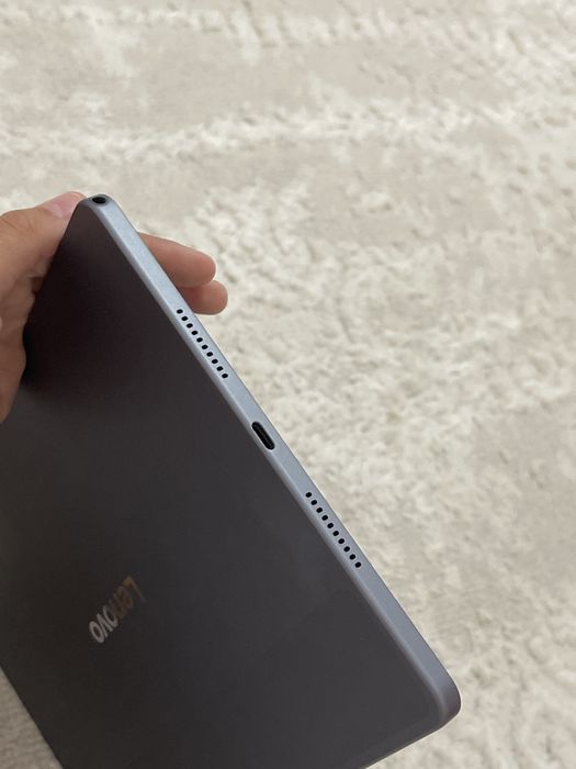 Планшет Lenovo для работы и игр