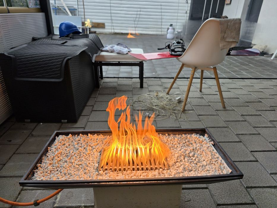 Firepit pe gaz/ incalzitor terasa