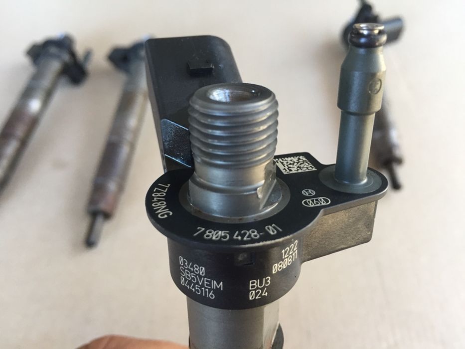 injectoare BMW E90/E92/E87/E60  177cp, diverse coduri stare impecabila