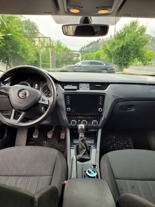 SKODA Octavia 2018 — imagine 5