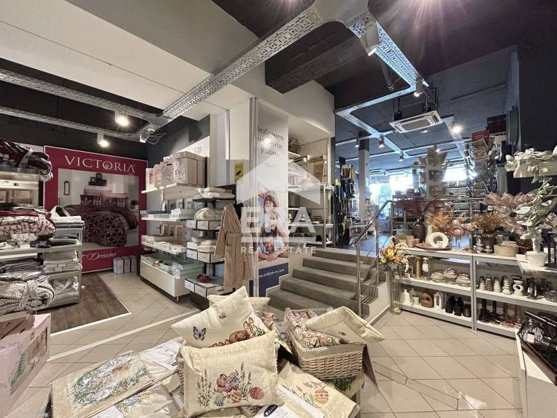 Продава се Магазин в София, Надежда 1 - 241 кв.м за 4150 €/кв.м - Снимка #1