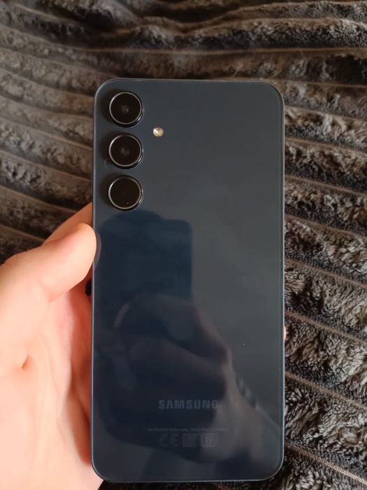 Продам Samsung Galaxy A55 в ОТС