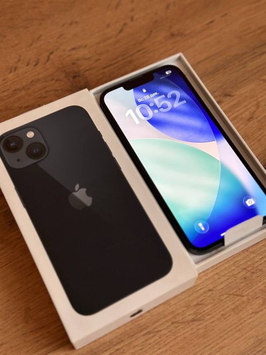 iPhone 13 128gb.