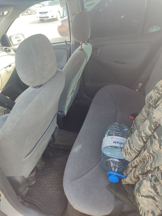 Продам Тойота Ярис 1999г.в.