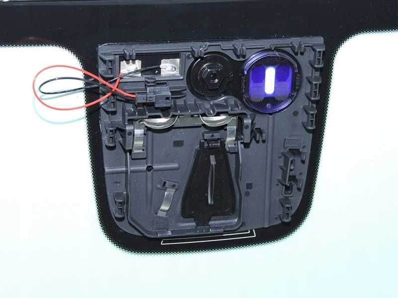 Предно стъкло Mercedes ML W166 Камера + Сензор + погрев+антена 2011-15